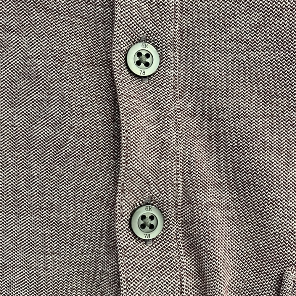 Polo shirt in light purple. Excellent condition. - Picture 3 of 4